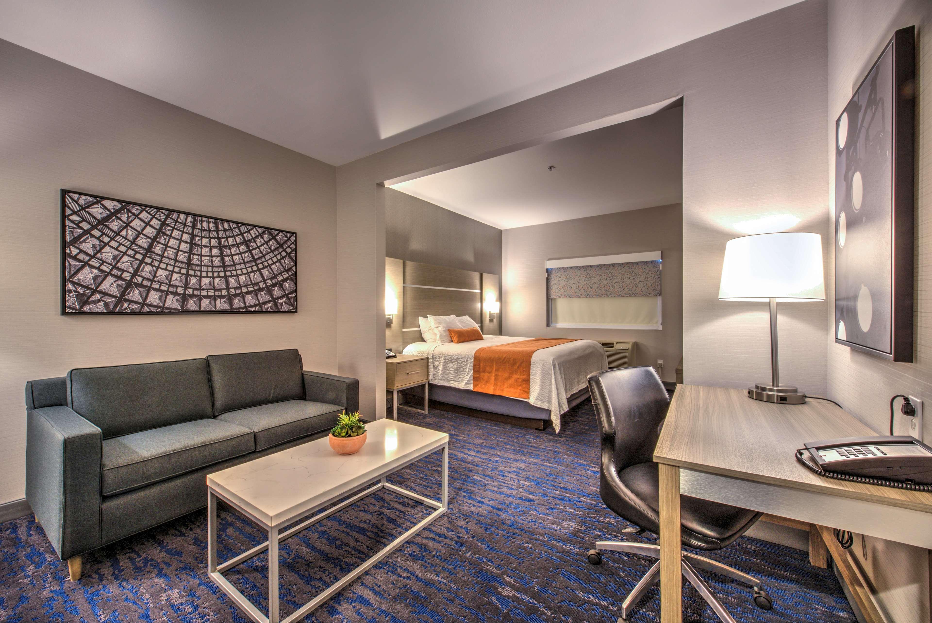 Best Western Plus Media Center Inn & Suites Burbank Zewnętrze zdjęcie